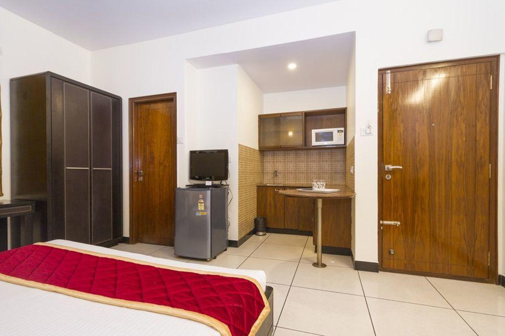 Oyo Townhouse 6 Koramangala Sony Signal Hotel Bangalore Exterior photo